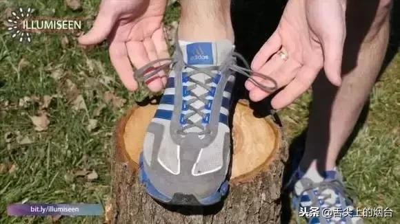 99%的人买鞋子都不知道的秘密,鞋子的最后一个孔怎么用