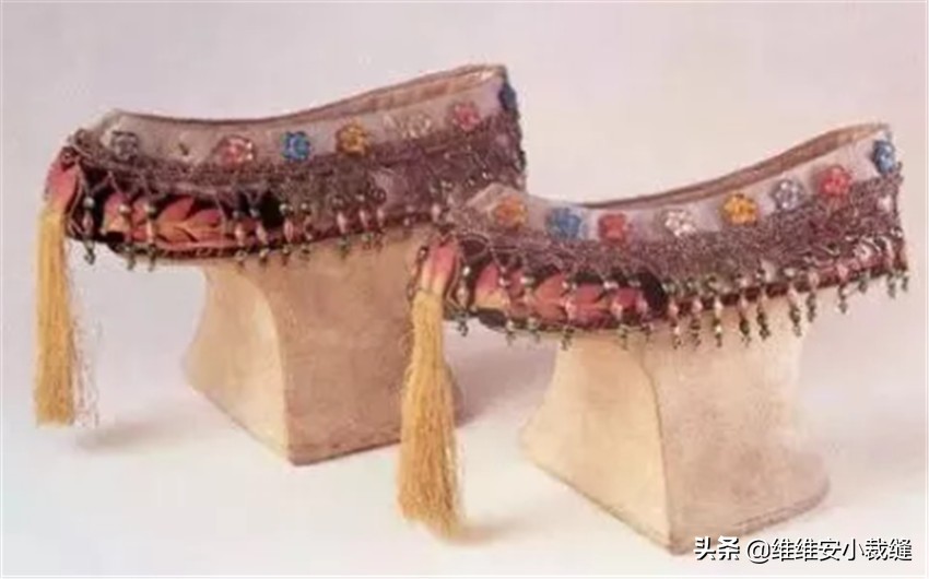 慈禧太后奢华鞋,时尚女王鞋店多少钱