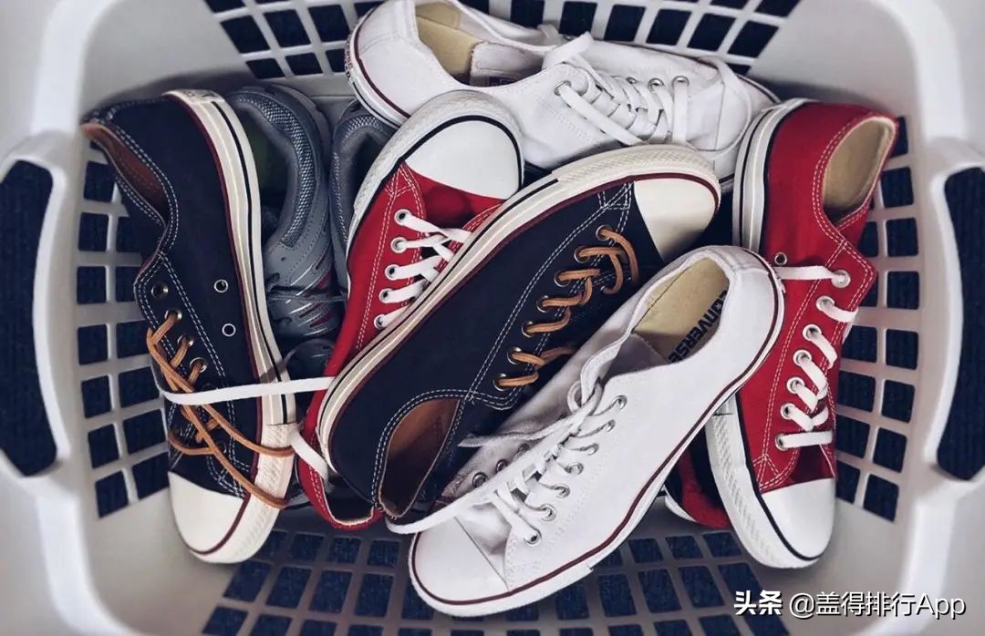 超好看的十款帆布鞋,这5款经典帆布鞋还能再流行100年