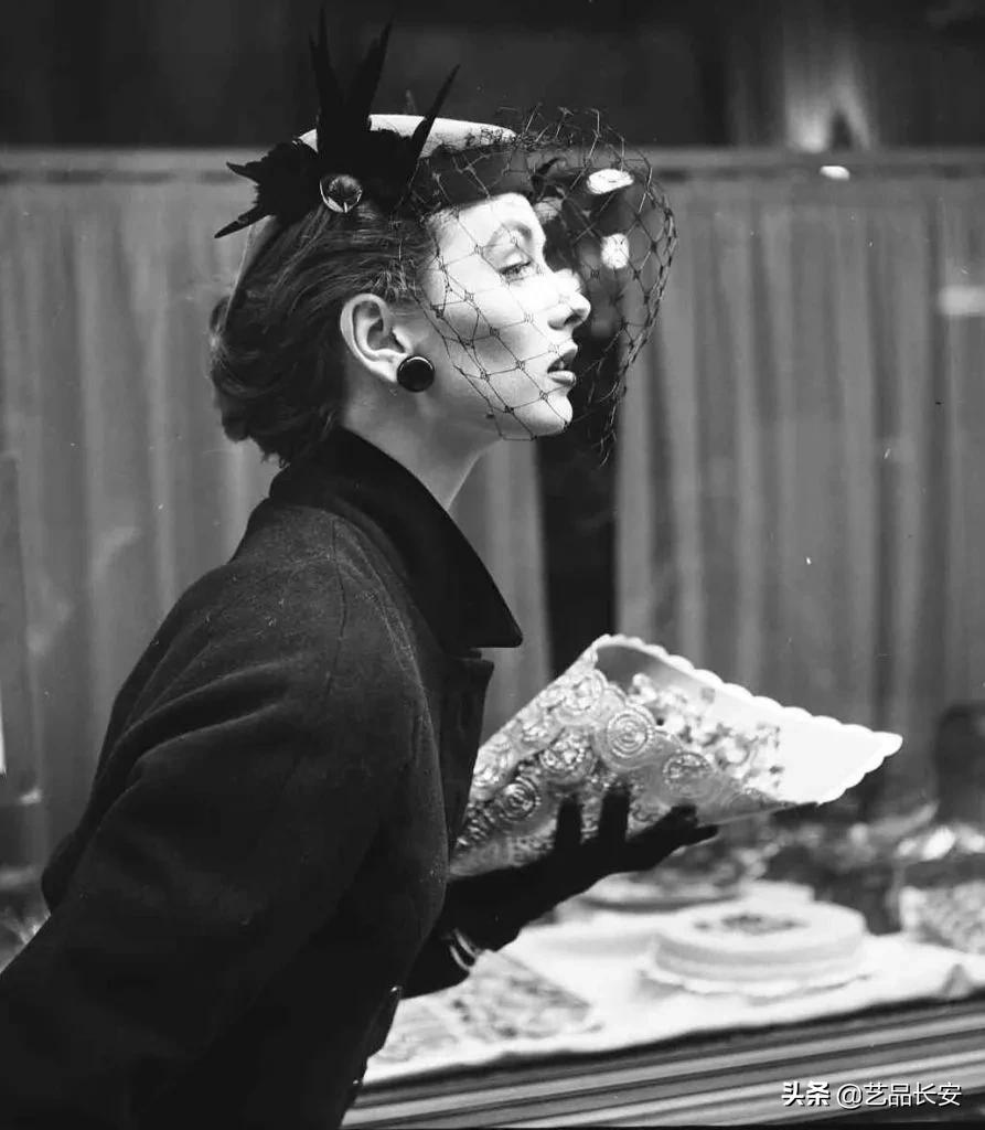 最具风情的复古美人,镜头下的少女仙气十足太美了