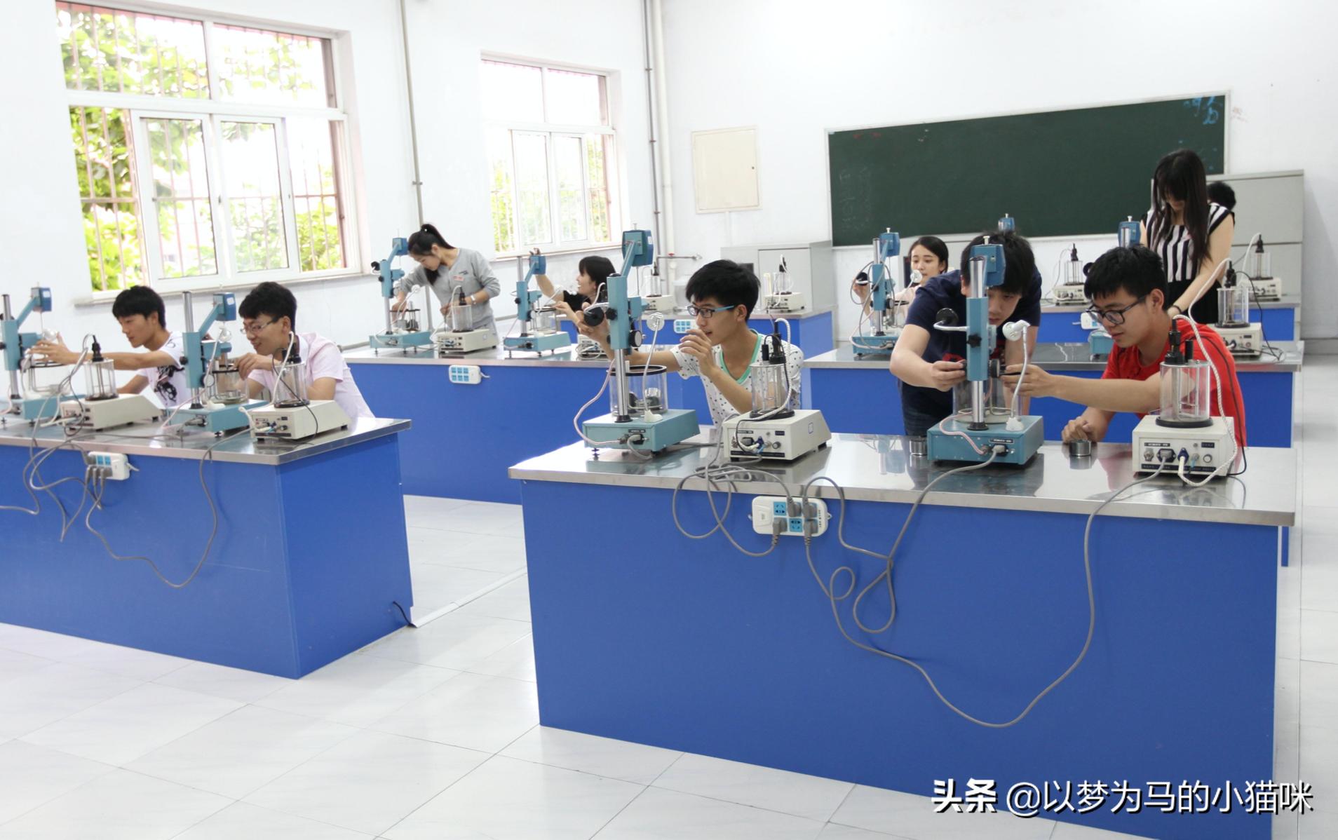 高考成绩差选什么专业就业前景好,2022高考选什么专业就业前景最好