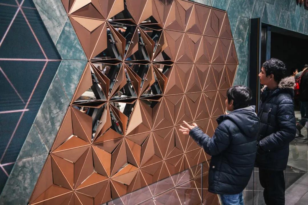 如何自己做个签到互动墙,互动墙创意技术方案