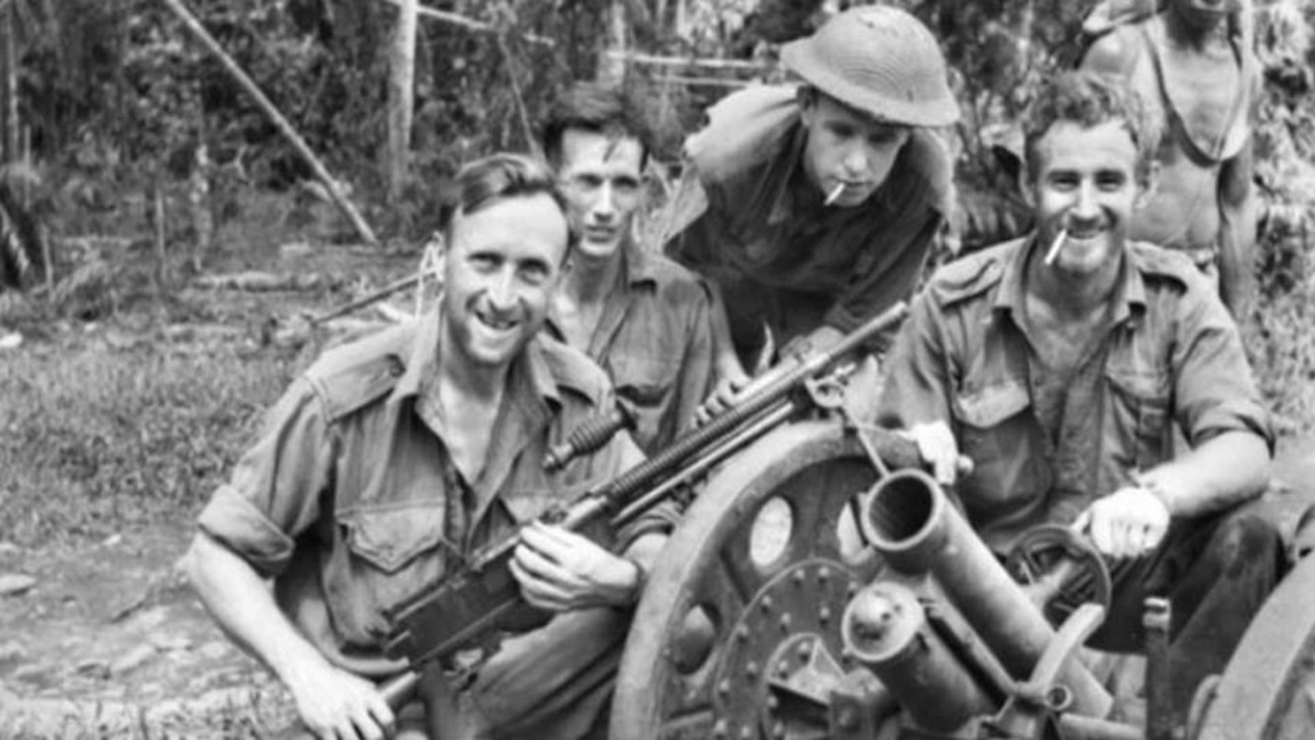 浜屾垬寰峰啗涓庢棩鍐涚櫧鍒冩垬瀵规瘮,浜屾垬寰峰啗涓庤嫳鍐涗氦鎵嬫儴璐ョ殑鎴樺焦