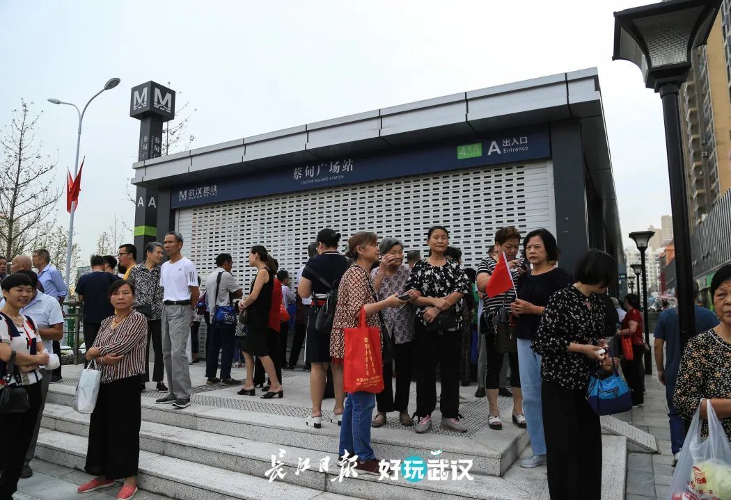 武汉70周年的变化发展,湖北武汉70年荆楚巨变