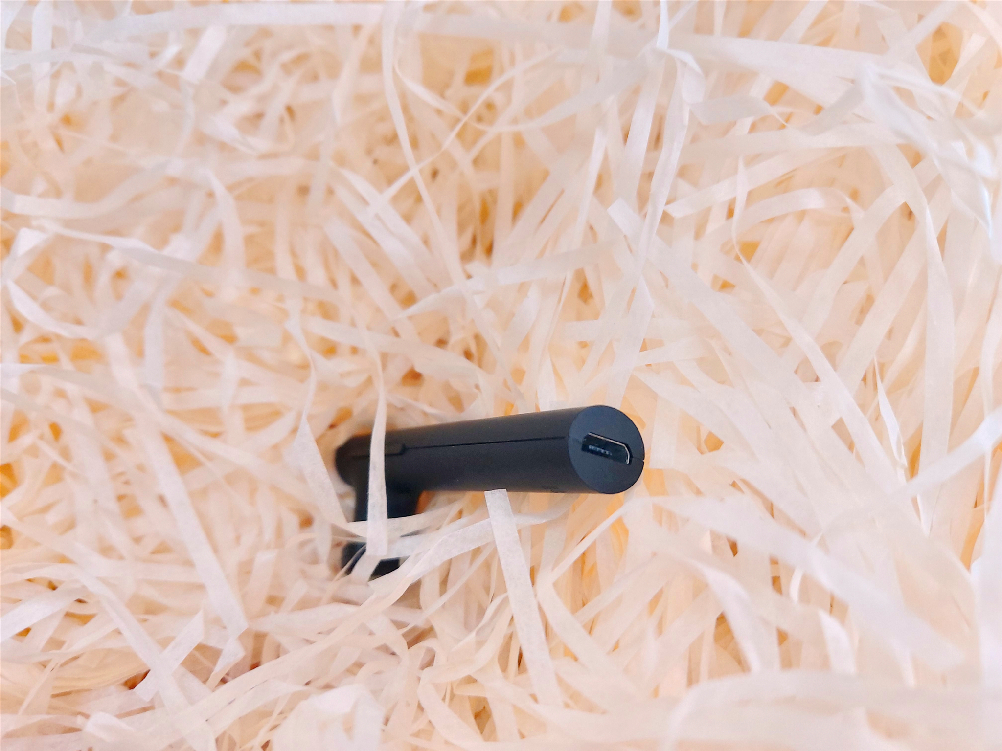 小米蓝牙耳机青春版和普通版对比,小米蓝牙耳机青春版与旗舰