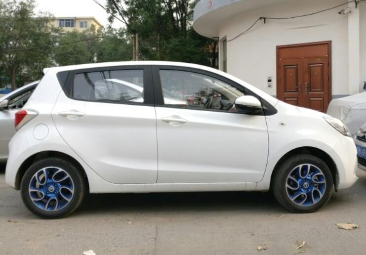 电动汽车长安奔奔ev,长安奔奔ev180电动汽车