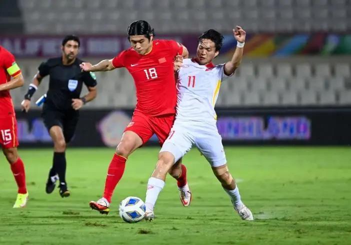 亚洲杯日本对阿曼比分,中国对阿曼足球即时比分