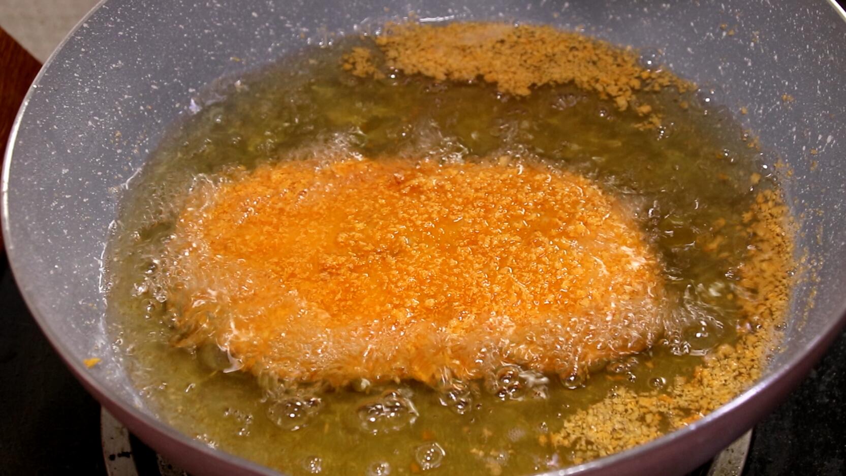 在家做孩子爱吃的炸鸡排,想吃炸鸡排视频