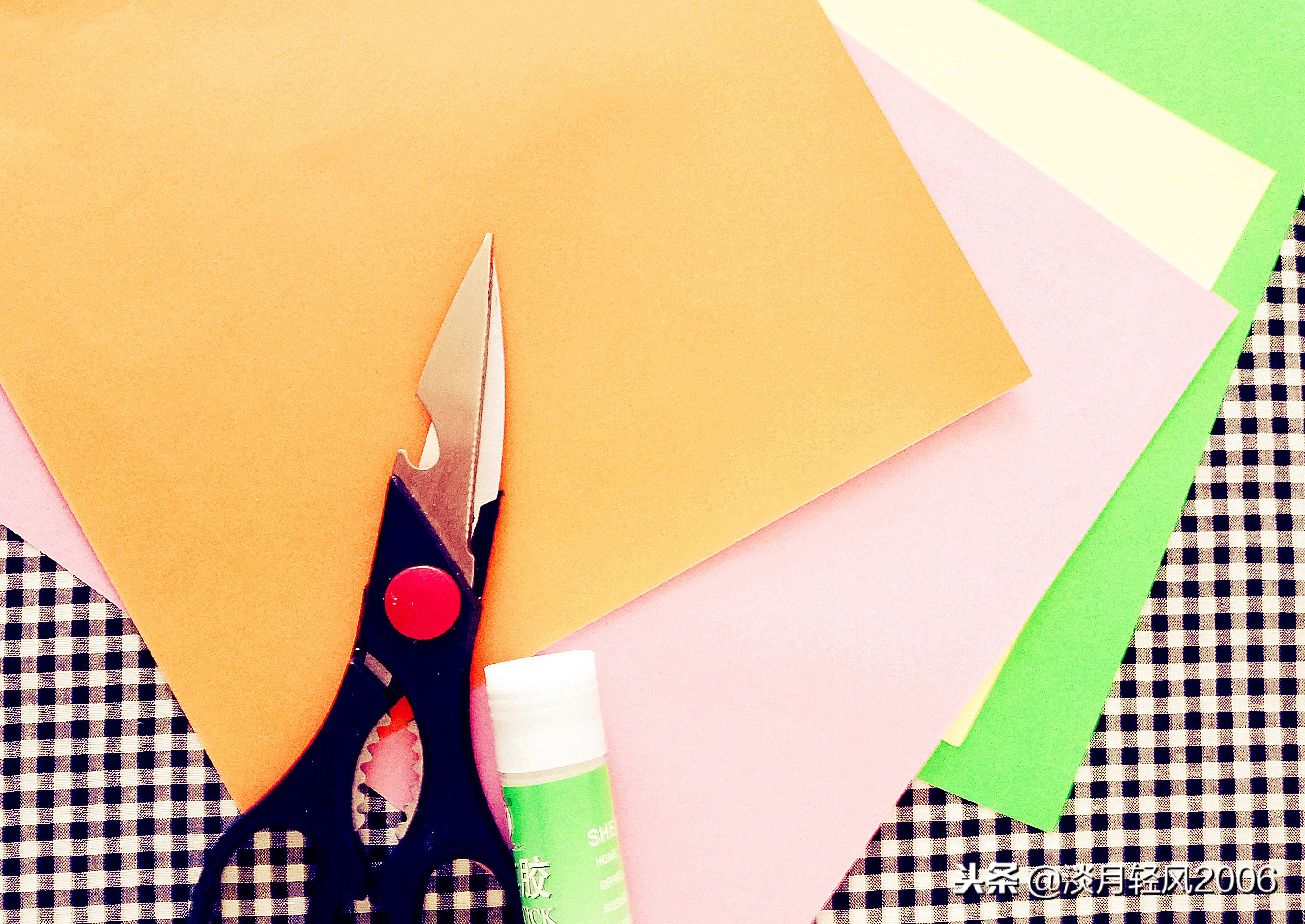 手工百合花制作幼儿园,百合花幼儿手工