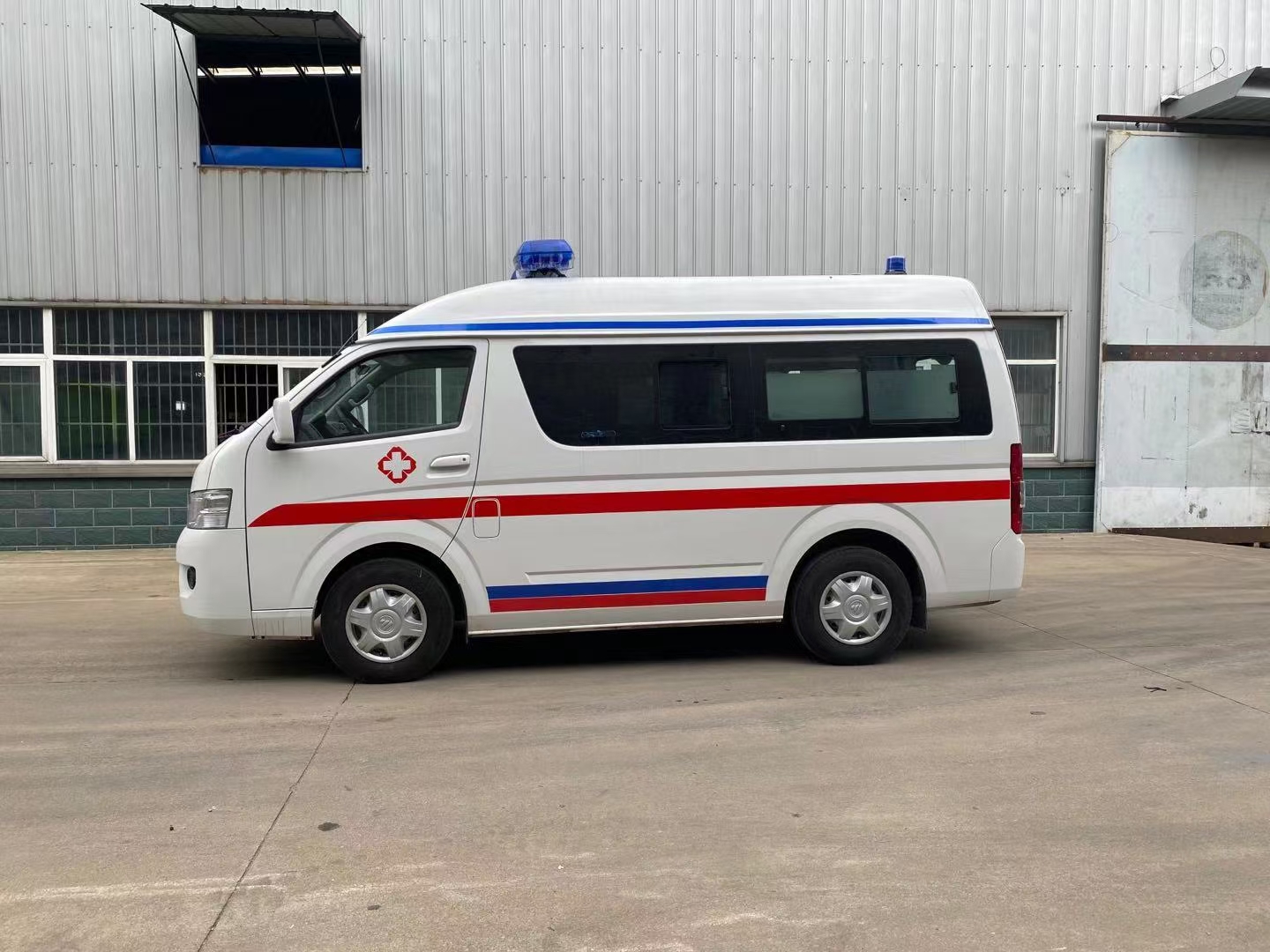 福田风景救护车,福田风景g7救护车生产厂家