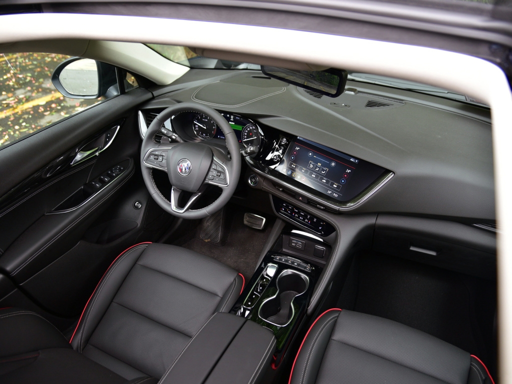 别克新增“GT”SUV，237马力+9AT，卖22万起，要比探界者RS颜值高