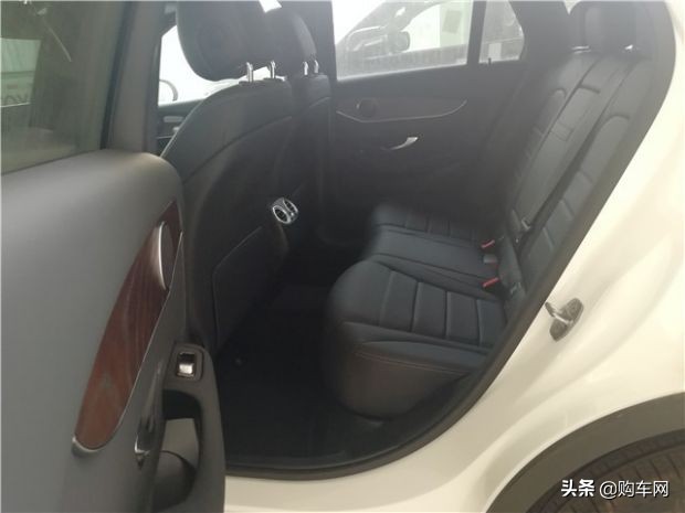 2022款奔驰glc纯进口多少钱,奔驰进口款glc尺寸