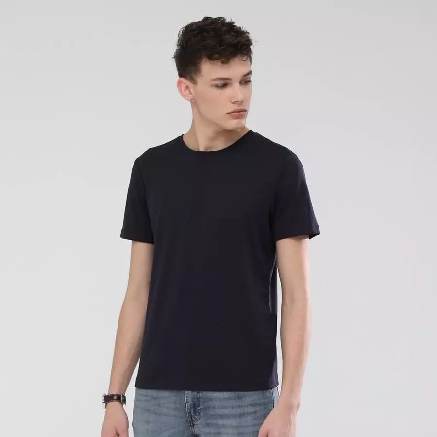 天天穿西服好吗,天天穿爱马仕