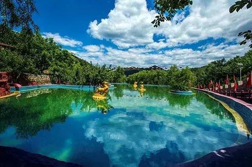 北京洗浴温泉休闲会所排名前十,天冷了北京10大温泉度假村等您泡