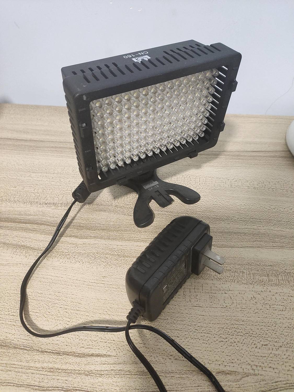 磁吸led酷毙灯,led酷毙灯8w