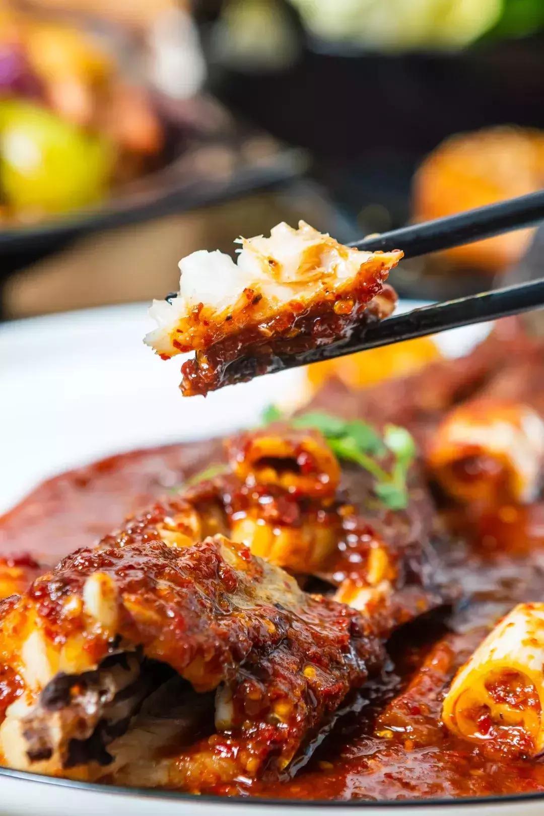 辽宁大姐秘制麻辣拌,东北女孩卖东北麻辣拌