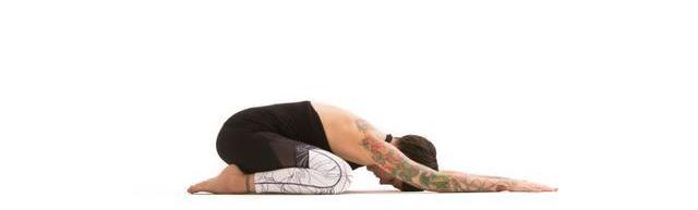 久坐腰背不舒服瑜伽缓解姿势教程,久坐腰肌劳损食疗