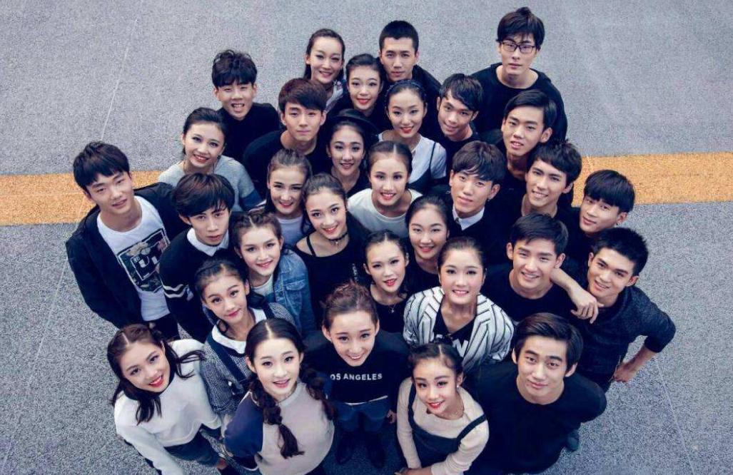 与顾客共创价值的案例,如何实现消费者与企业共创品牌