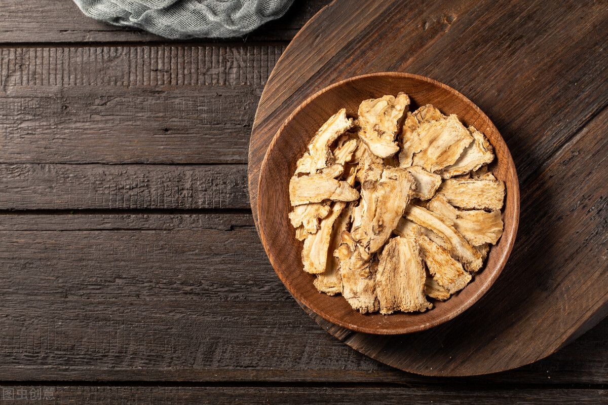 当归放这么多味道不重吗,当归放多了是苦味还是甜味