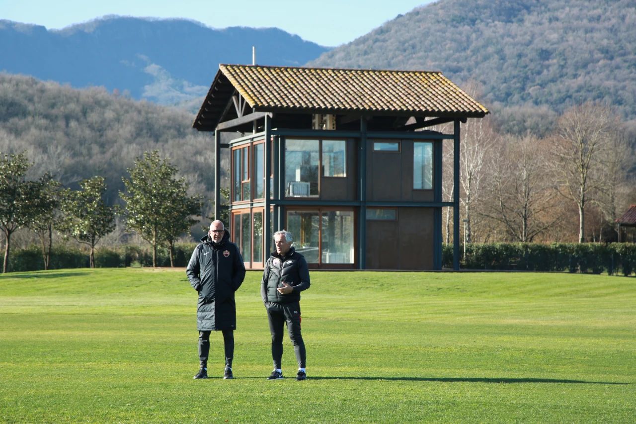 多纳多尼点评王永珀,多纳多尼踢球巅峰水平