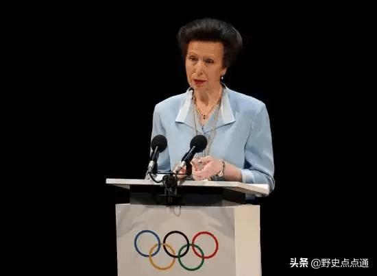 英国王室拒绝梅根女儿在伦敦洗礼,英国安妮公主参加马术比赛
