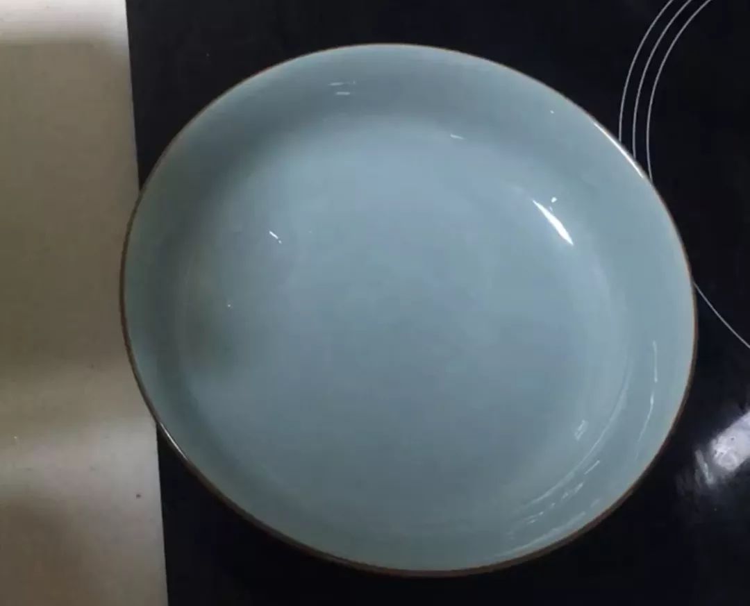 猫咪黑下巴红霉素和凡士林用多少,猫咪总是流棕色眼泪还有点黑下巴