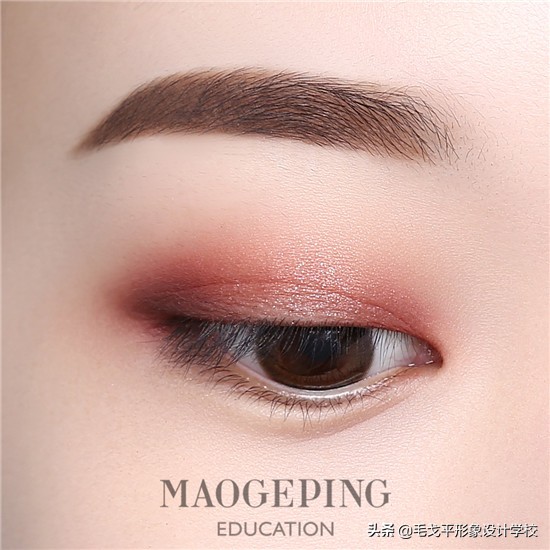 眼妆真的太适合日常了,干净日常的眼妆