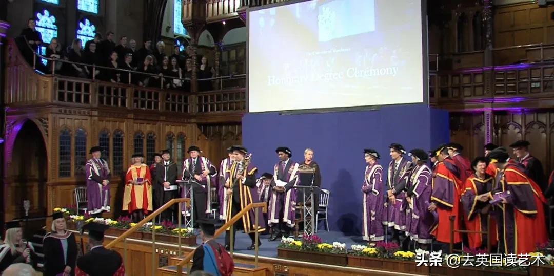 他以一己之力，让UAL的毕业典礼变成“女装大佬”的异装盛会