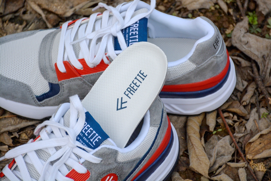 复古拼接休闲鞋松软底,复古舒适运动休闲鞋