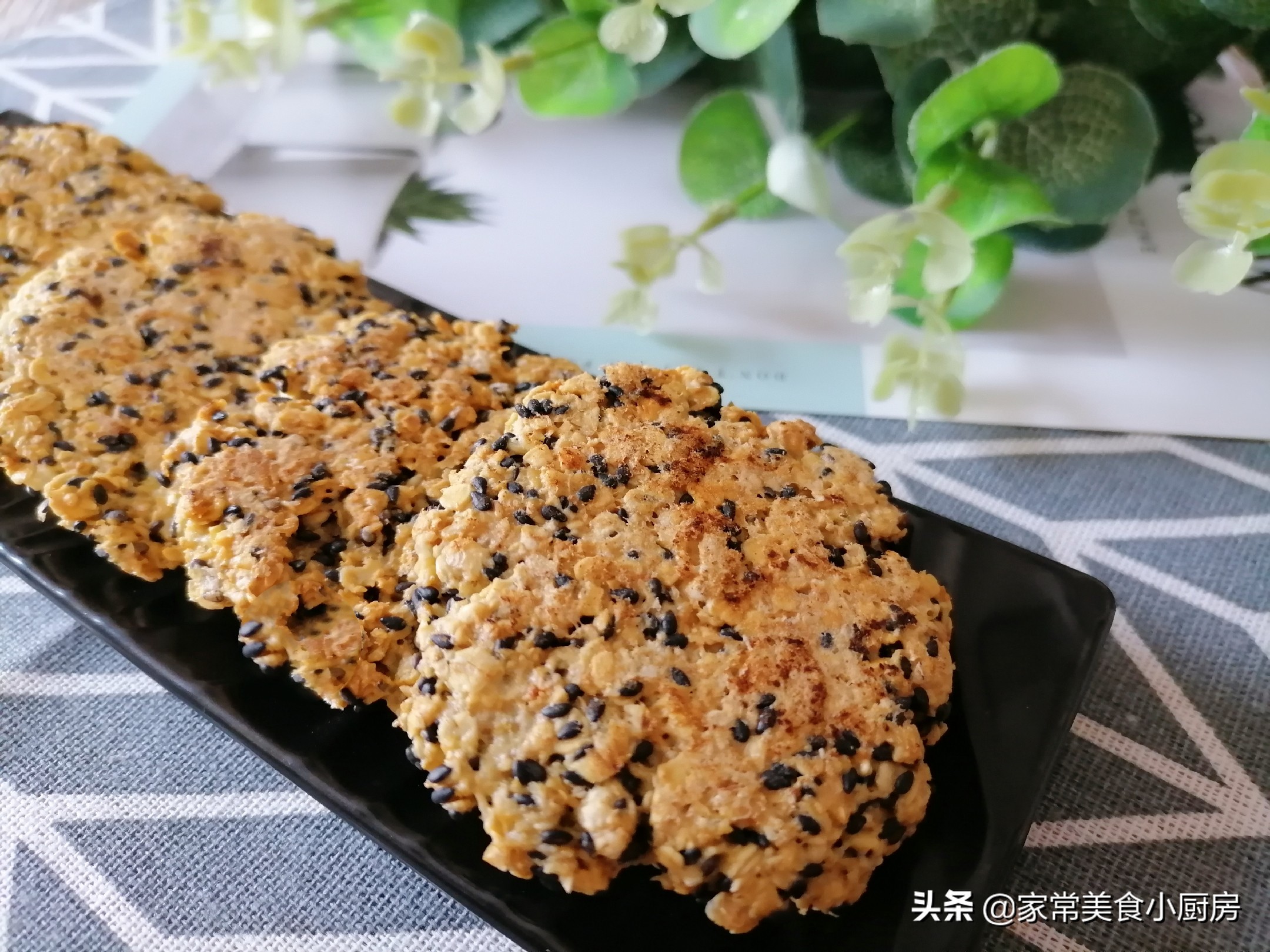 电饼铛怎么做燕麦饼干,自制减肥燕麦饼干无烤箱
