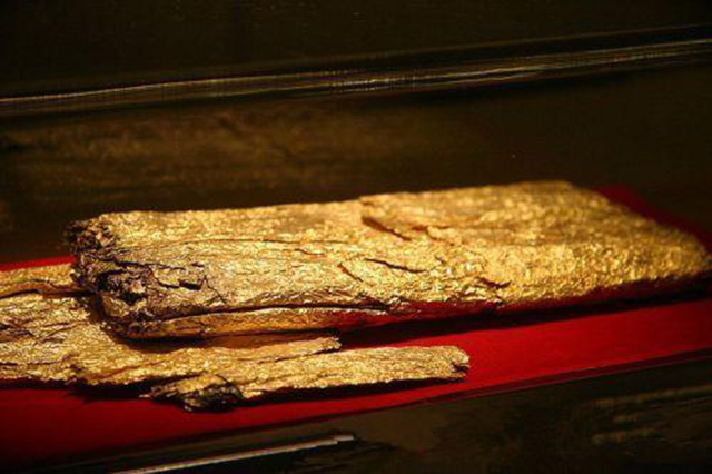 老农挖出11斤金箔,半年后少3斤:丢失的金箔去哪了?是缩水了