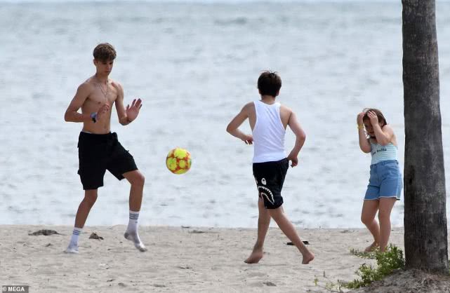 小七贝克汉姆和二哥罗密欧,小七罗密欧贝克汉姆