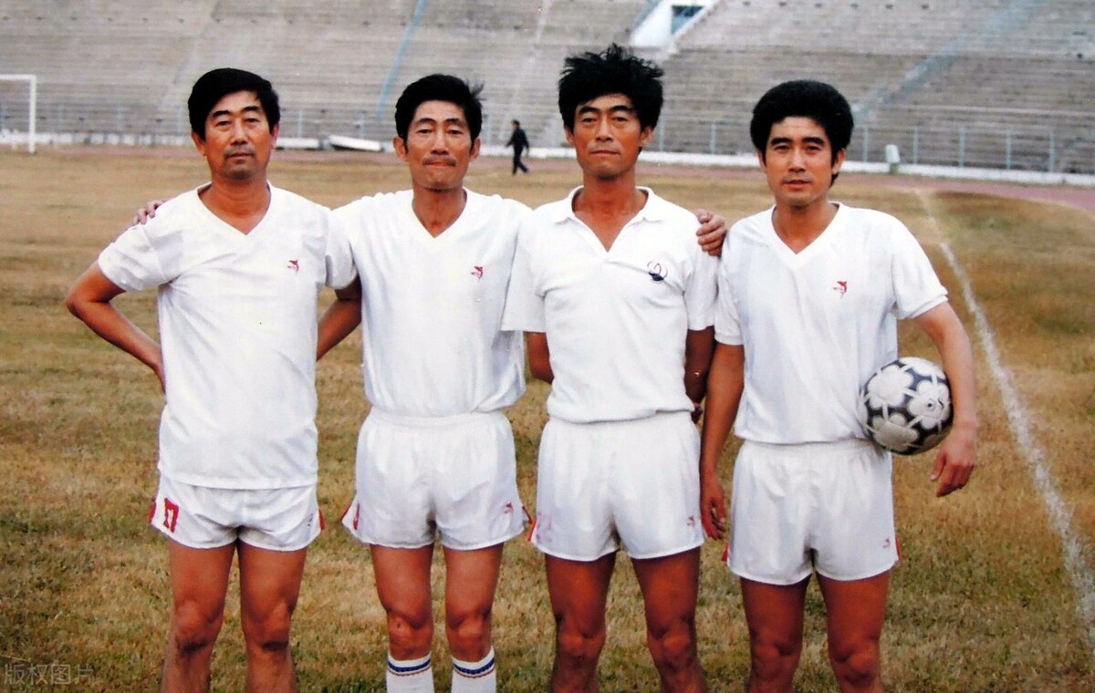 大连足球再传噩耗!名宿盖增君逝世,享年70岁,此前张宏根和迟尚斌辞世,大连队职业化前三任主帅均已离开