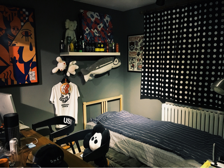 只塞得下床的小卧室，照样改成收纳大胃王