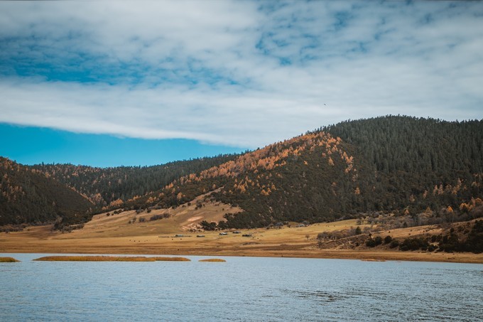 消失的地平线上的“香巴拉”和“女儿国”（二）