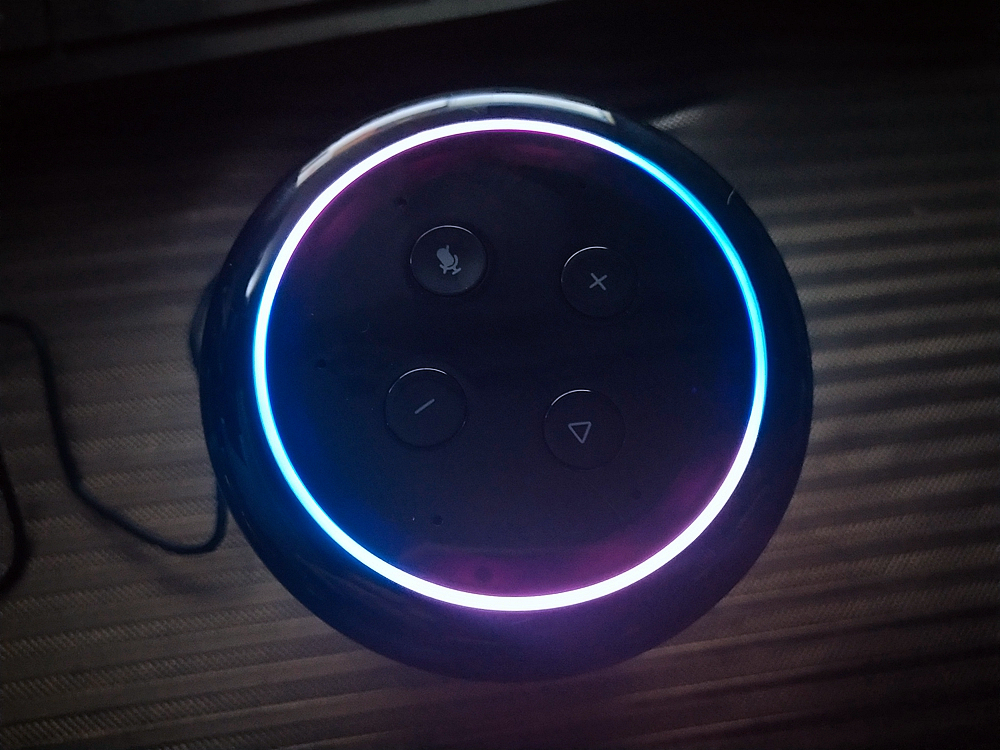 小度智能大金刚的功能,小度大金刚怎么控制家电