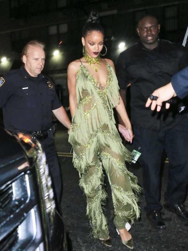 哈雷娜穿搭 (哈雷娜新年穿搭)