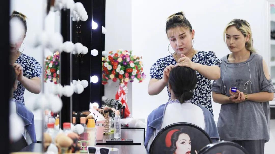 同心奔小康|自主创业让生活越来越好