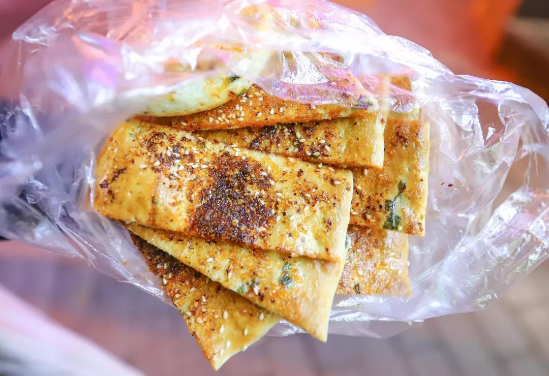 排队两小时，吃饭十分钟？传说中的老字号，真的值得排队吗？