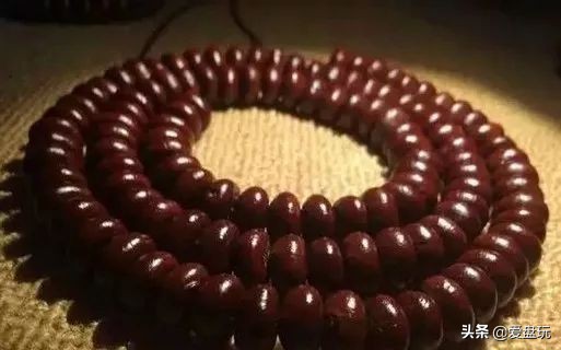 滴血莲花菩提盘玩前后对比效果图,21颗菩提手串盘玩