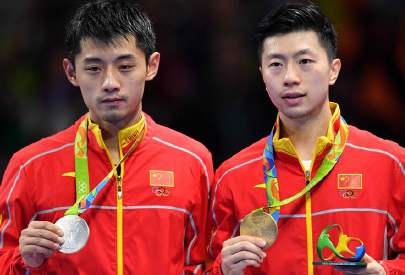 高以翔去世前和粉丝互动,高以翔去世一个月女友首发文