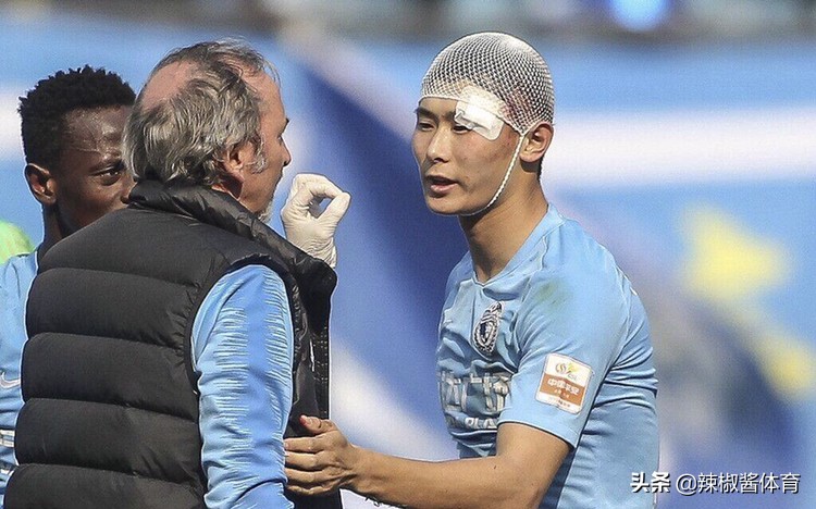 一方小将登场,一方小将