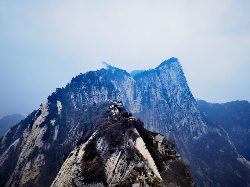 华山的五座峰分别可以干什么,华山一日游登山攻略图片简单