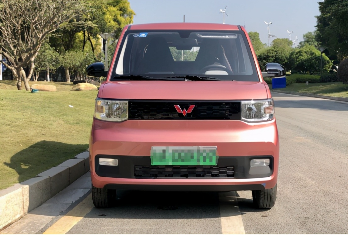 五菱宏光mini真实用车感受费用,五菱宏光mini驾驶注意事项