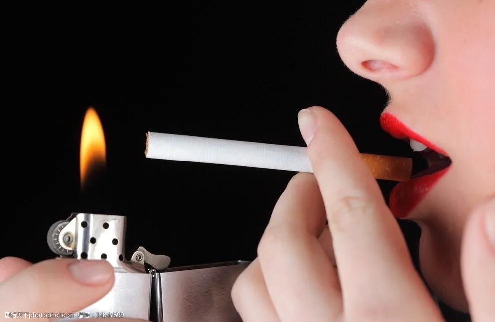 喜欢抽烟的女人的特征,喜欢抽烟的女人喜欢什么花