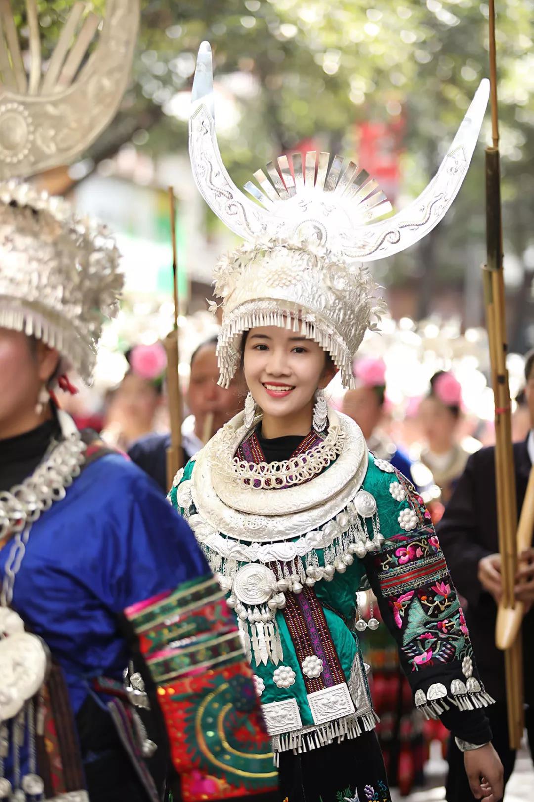 天呐，这才是最炫民族风吧