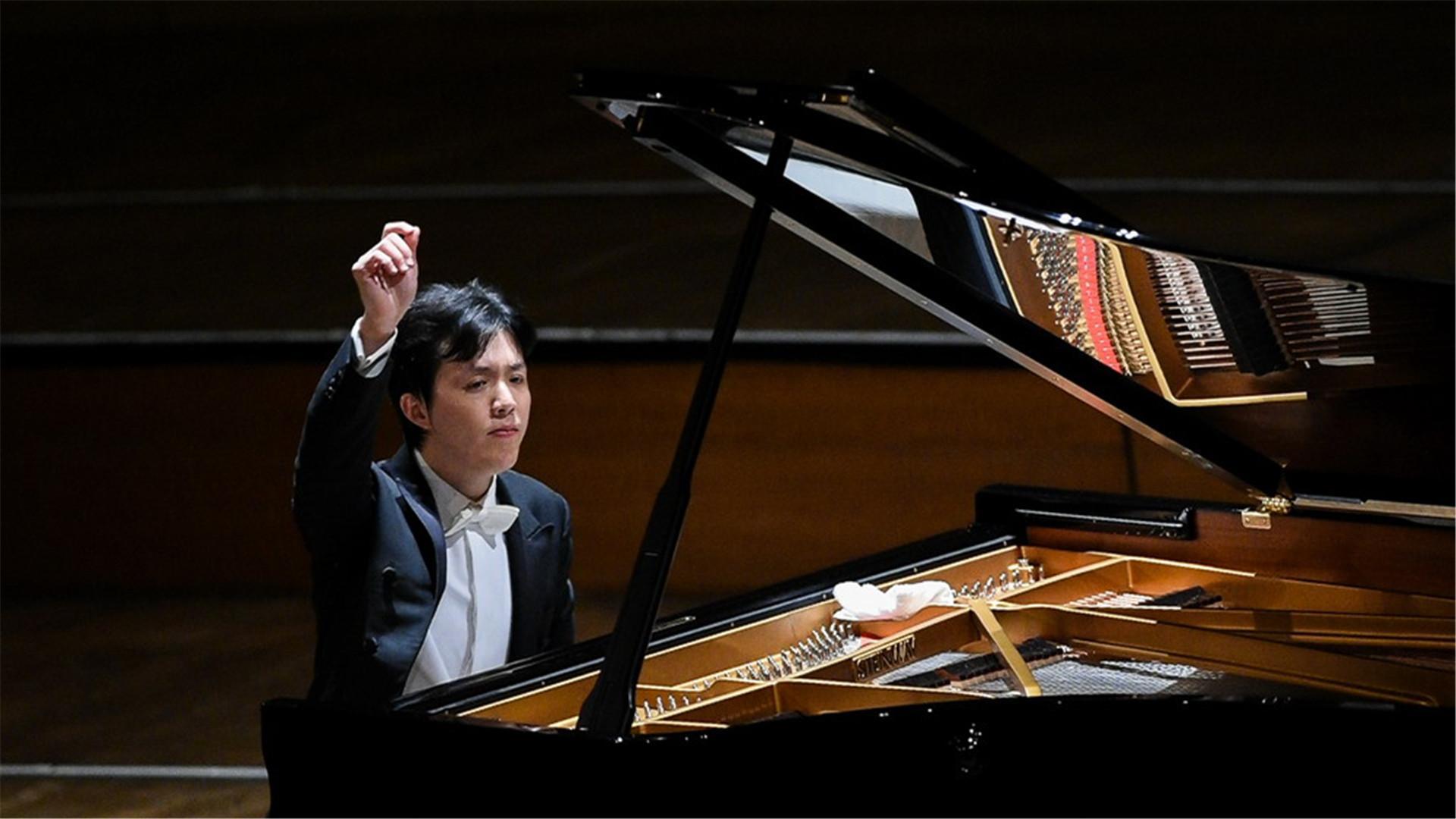 李云迪事件对女性的影响,李云迪感情经历丰富