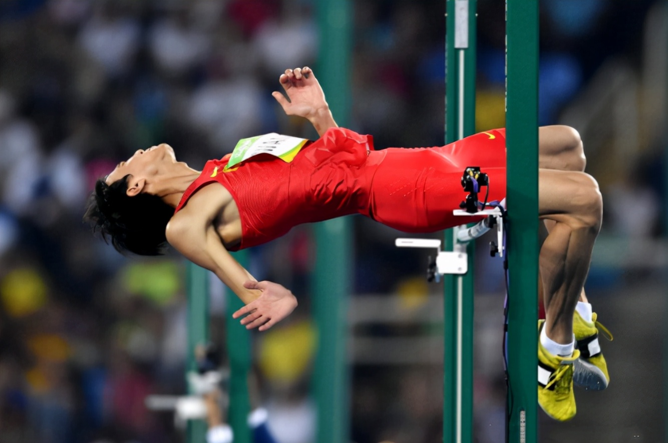 张国伟两年后复出首场比赛夺冠,张国伟受伤来吧冠军