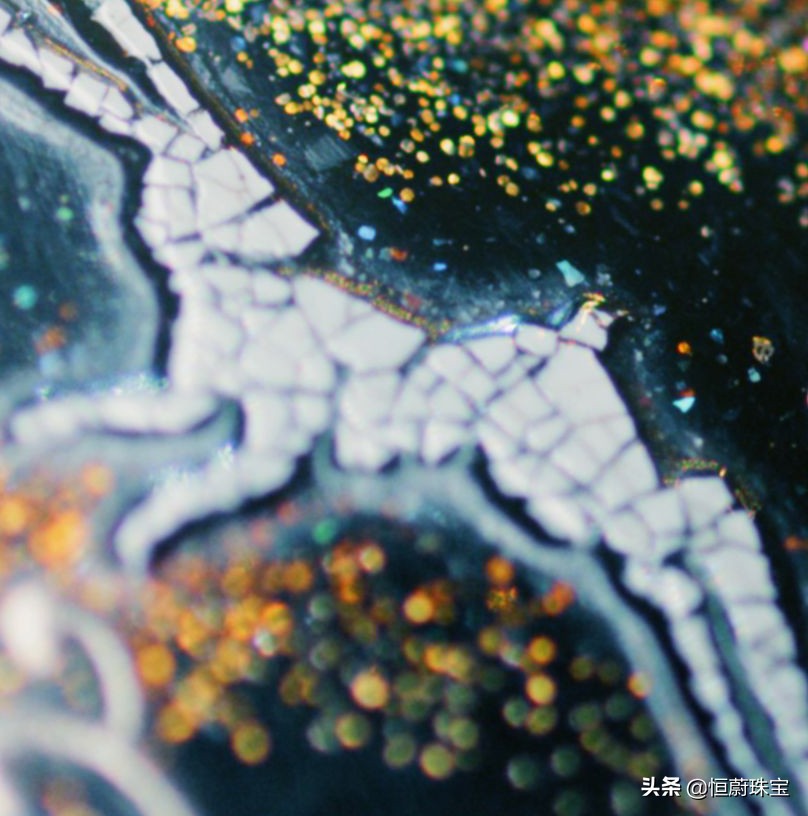 梵克雅宝蝴蝶胸针,梵克雅宝的历史著名胸针设计