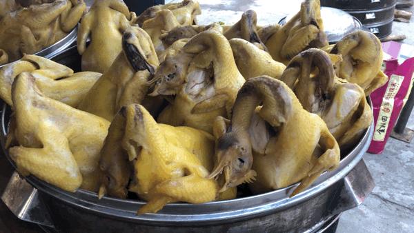 一座小城活跃着10000+乡厨，什么原因让粤西吴川这传统长盛不衰？